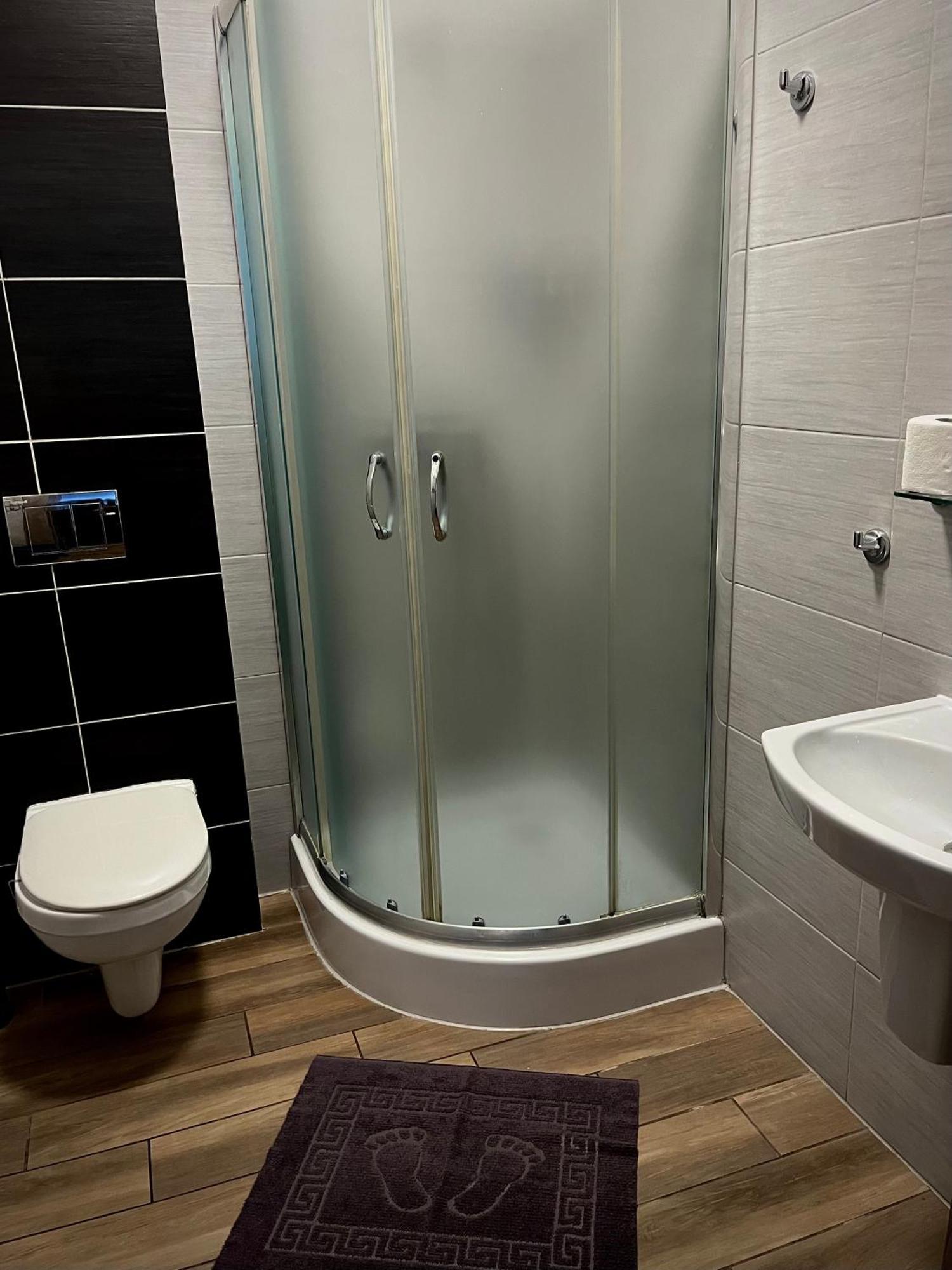 Hostel Azymut Września 外观 照片
